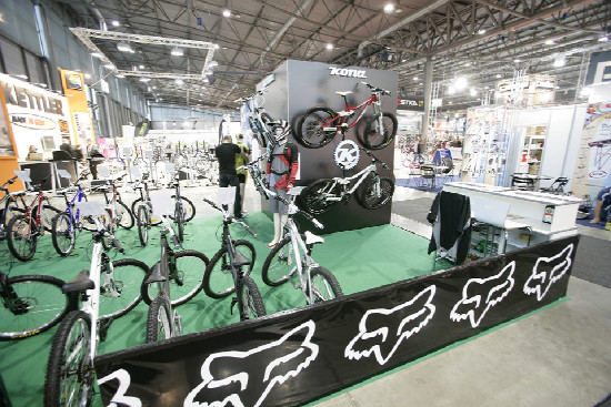 Bike Brno stánky 2011