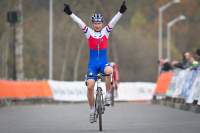 neporazitelný Karel Pokorný