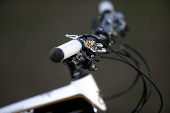 traibike od Meridy poprvé v karbonu