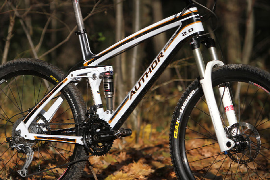 Nový ERA karbon v testu