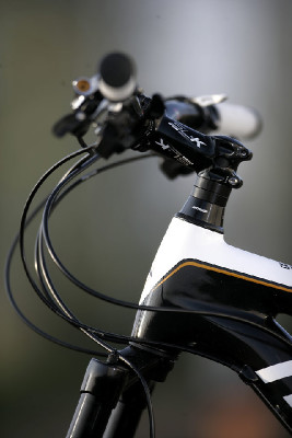 traibike od Meridy poprvé v karbonu