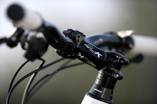 traibike od Meridy poprvé v karbonu