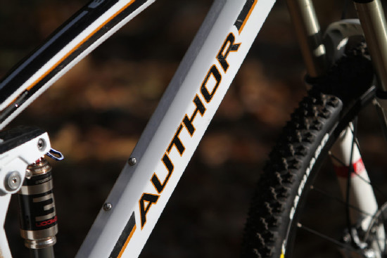 Nový ERA karbon v testu