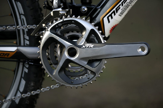 traibike od Meridy poprvé v karbonu