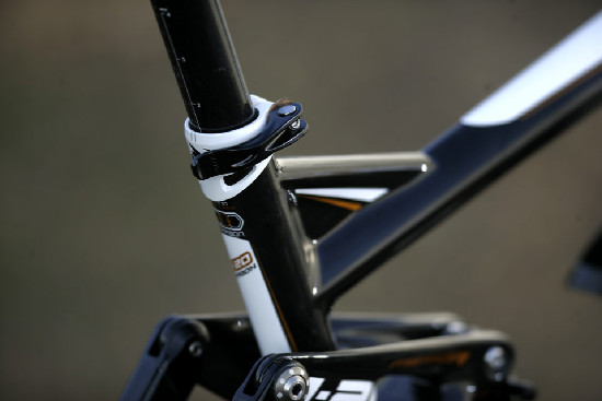 traibike od Meridy poprvé v karbonu