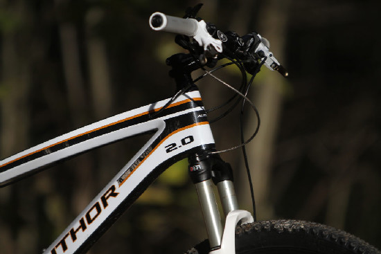 Nový ERA karbon v testu