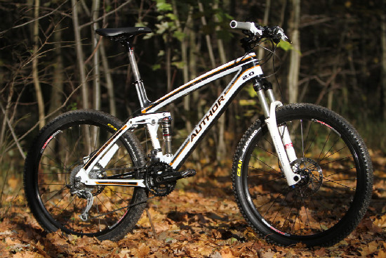 Nový ERA karbon v testu