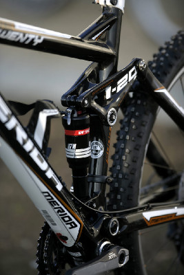 traibike od Meridy poprvé v karbonu