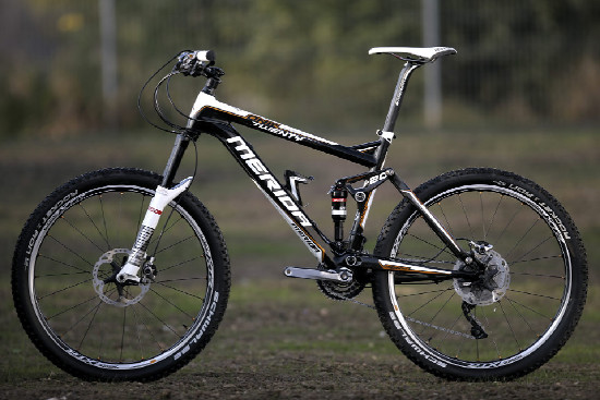 traibike od Meridy poprvé v karbonu