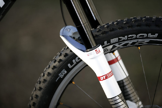 traibike od Meridy poprvé v karbonu