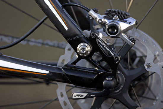 traibike od Meridy poprvé v karbonu