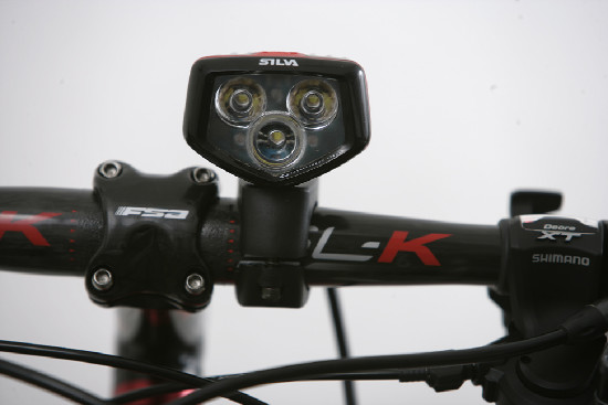 Velký zimní test LED světel