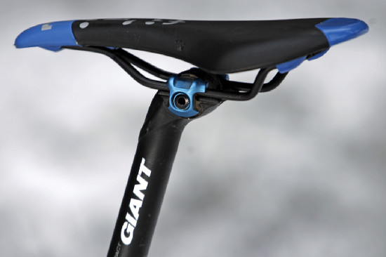 Testovali a fotili jsme na listí i na sněhu