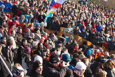 v obležení fanoušků