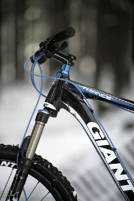 Testovali a fotili jsme na listí i na sněhu