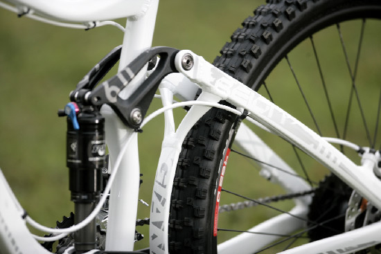 Základní enduro bike řady Reign 2011