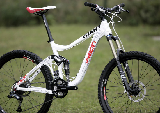 Základní enduro bike řady Reign 2011