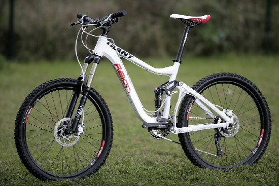 Základní enduro bike řady Reign 2011