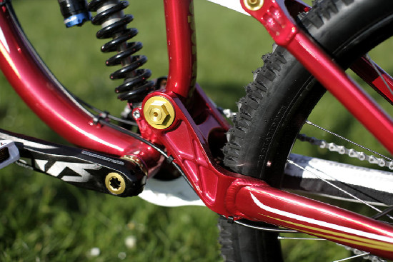 novinka od Kony pr DHčkaře