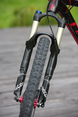 nejlevnější karbonový Zaskar 2011