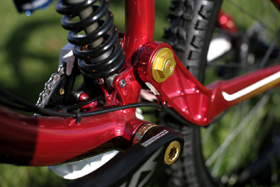 novinka od Kony pr DHčkaře