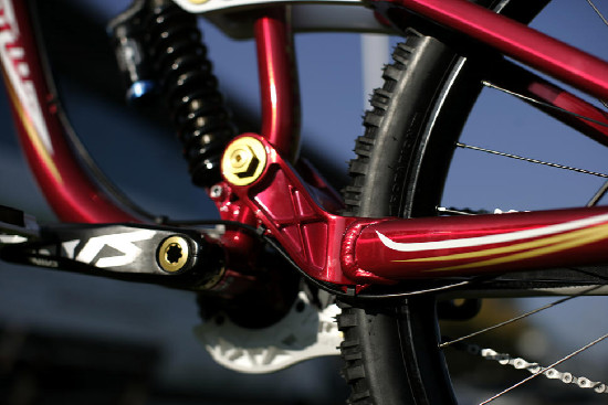 novinka od Kony pr DHčkaře