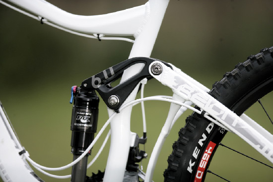 Základní enduro bike řady Reign 2011