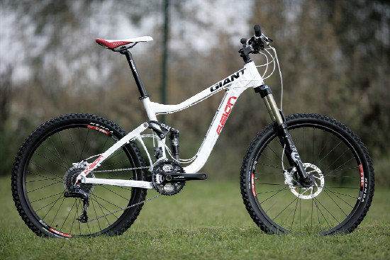 Základní enduro bike řady Reign 2011