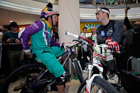 Tschugg se Slavíkem