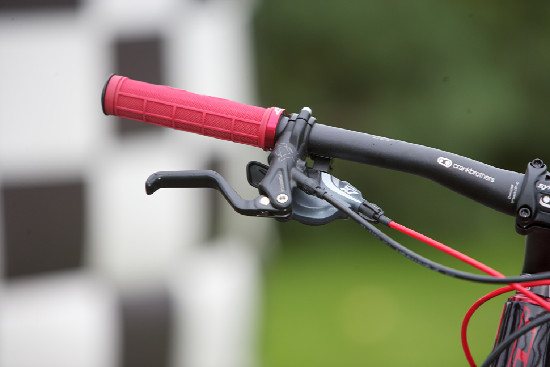 nejlevnější karbonový Zaskar 2011