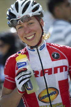 Annika Langvad. Dokáže se prosadit i ve světovém poháru?