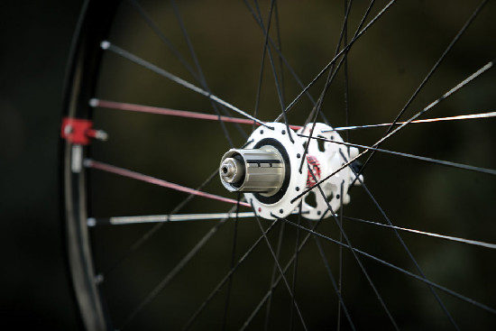 MTB tubelees výplety