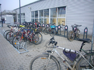 Nabídky přijet na veletrh na kole a získat zadarmo vstupenku využily desítky cyklistů