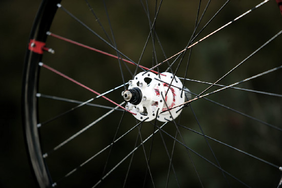 MTB tubelees výplety