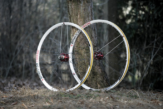 MTB tubelees výplety