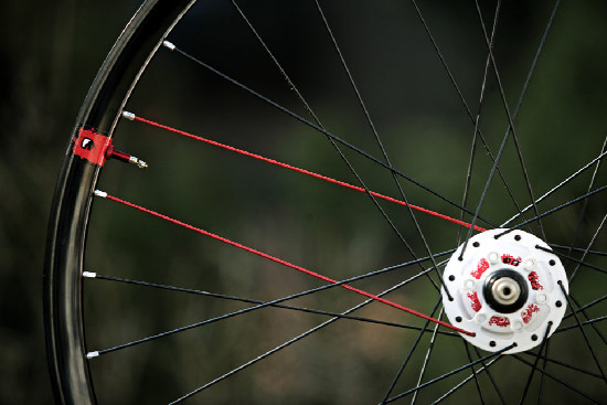 MTB tubelees výplety