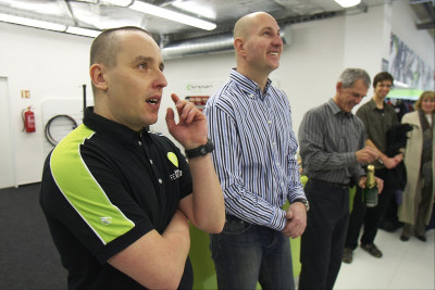 Nový obchod v brněnském obchodním centru Capmus Square otevřeli  /zleva/ Jan Bodnár, Petr Vaněk a Jaroslav Štefánik