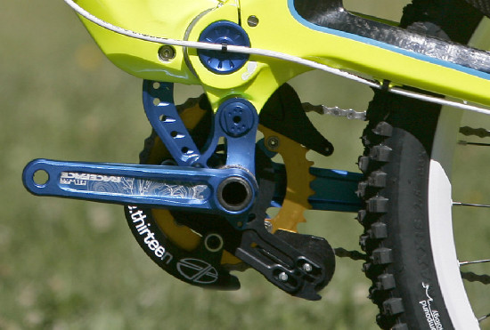 karbonová DH dvojčata