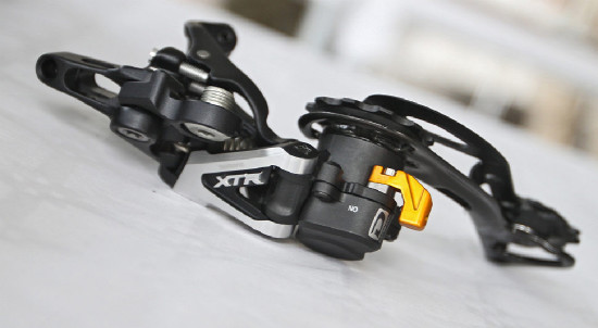 Shimano XTR s lockoutem 2012