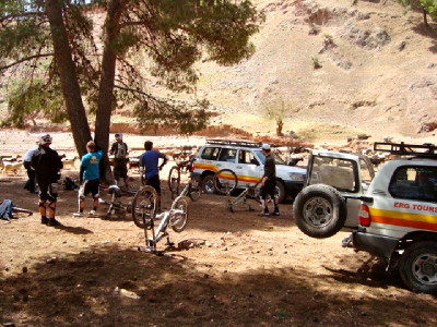 Fotogalerie: Simpleride Adventure Bike Kemp Maroko 2011