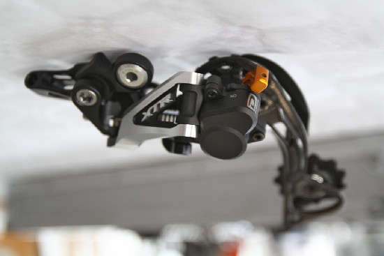 Shimano XTR s lockoutem 2012