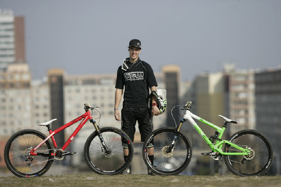 Commencal 4x