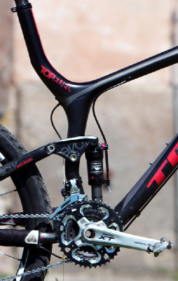 Jak jsme testovali XC závoďáka