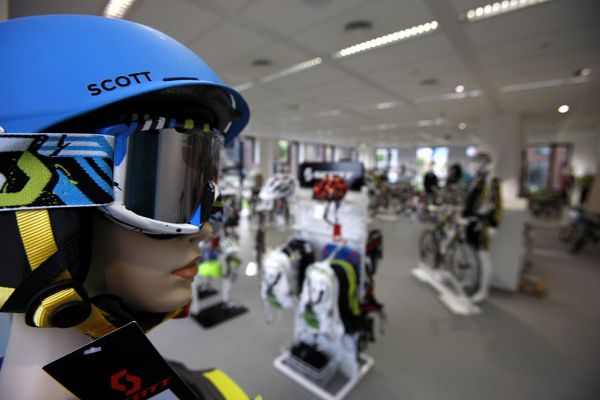 Scott v novém obrazem