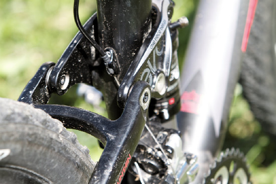 Jak jsme testovali XC závoďáka