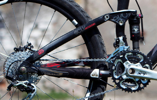 Jak jsme testovali XC závoďáka