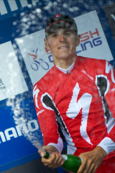 Jaroslav Kulhavý slaví