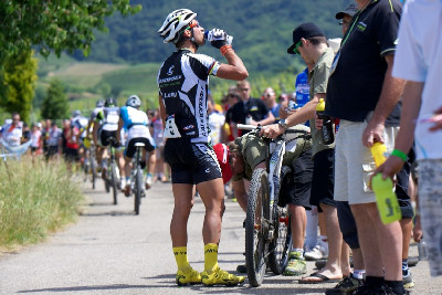 Oprava defektu Lado Fumice trvala díky Lefty neskutečně dlouho.....