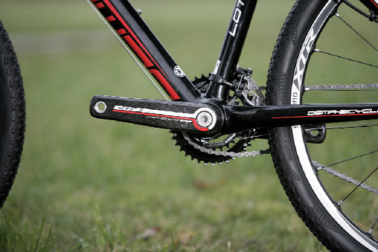 Nový karbon od Demy na 2011