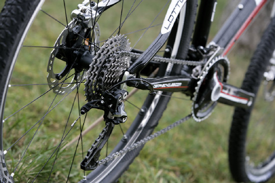 Nový karbon od Demy na 2011